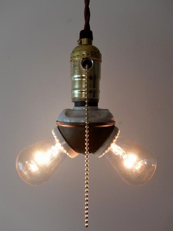 Double Socket with Pendant Lamp (A0721-04)