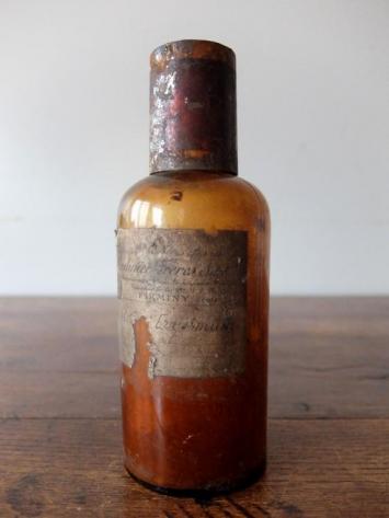 Medicine Bottle (A0822-04)