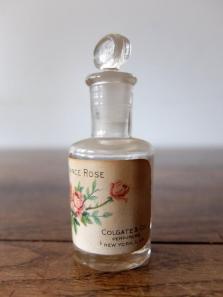 Perfume Bottle (A0821-02)