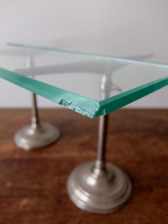 Display Stand with Glass (A0619)