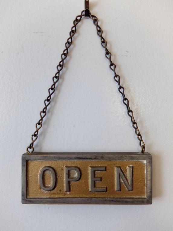 Open/Closed Sign (A0920)