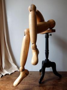 Mannequin's Legs (A0516)