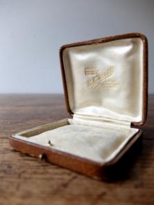 Antique Jewelry Box (B0917-05)