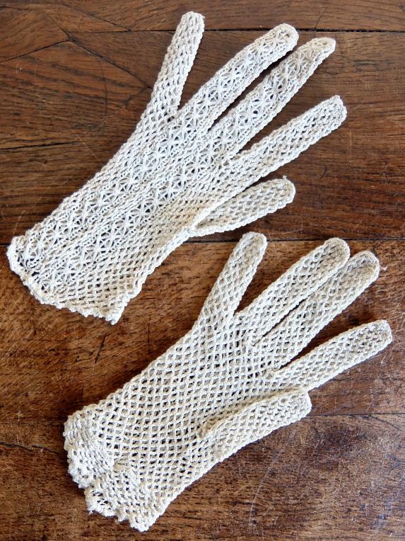 Lace Gloves with Box (A0720)