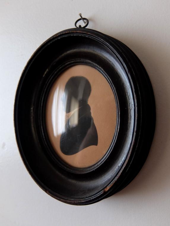 Frame with Silhouette Portrait　(A0922-03)