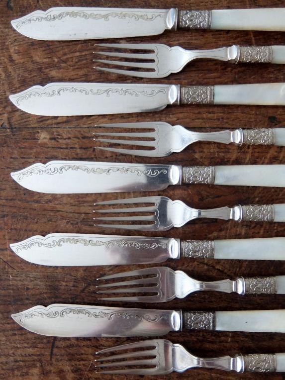 Knife & Fork (B0923)