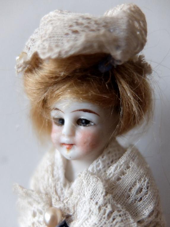Bisque Doll (B1020)