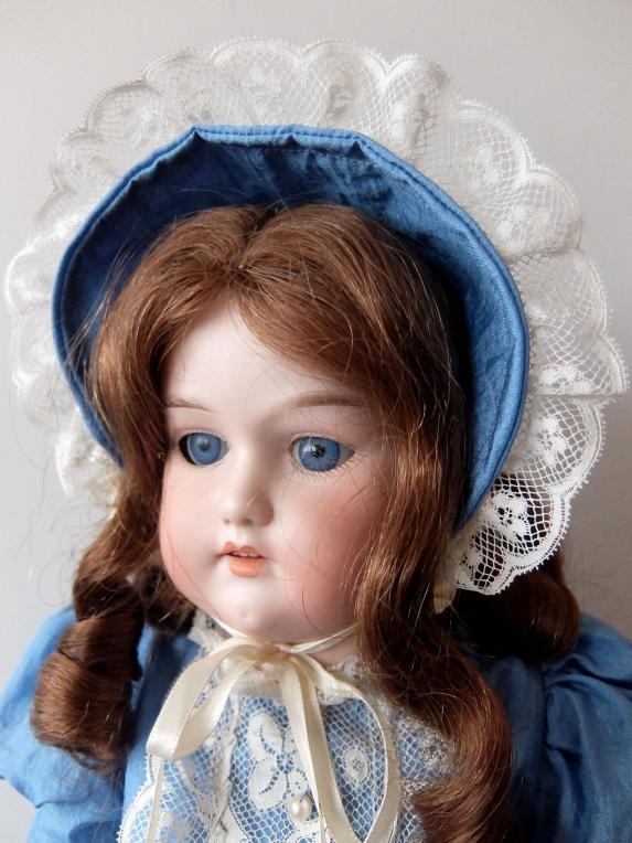 Bisque Doll (B1022)