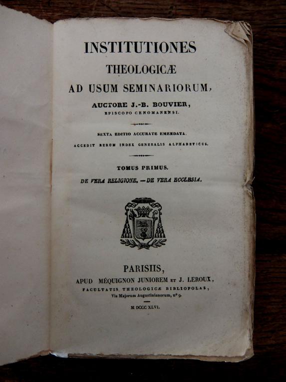 Antique Books (6 pcs) (E1014)