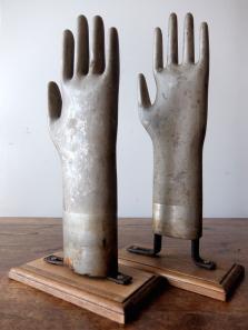 Aluminium Hand Mold (A1016)