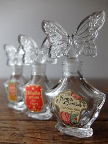 Perfume Bottle (A1017-04)