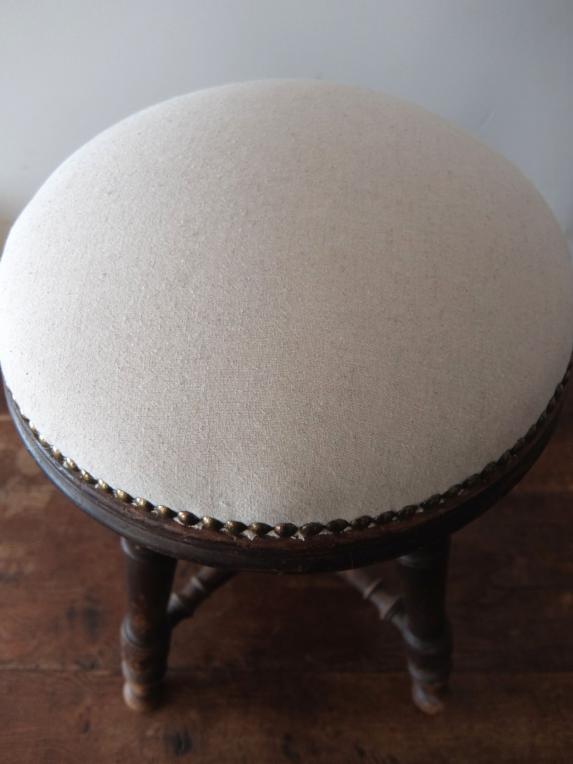 French Stool (A0822)