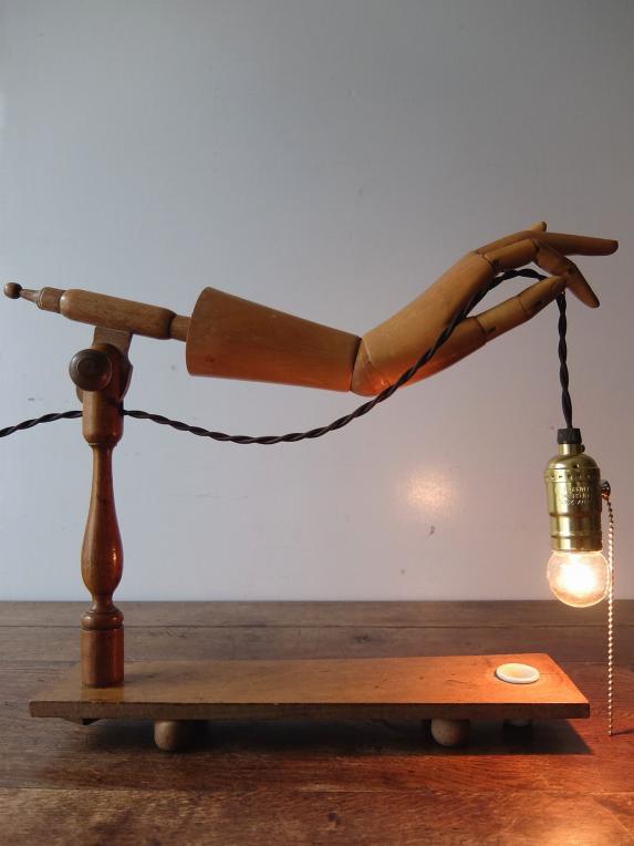 Mannequin's Desk Lamp (A0817)