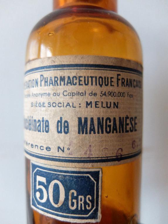 Medicine Bottle (A0822-01)