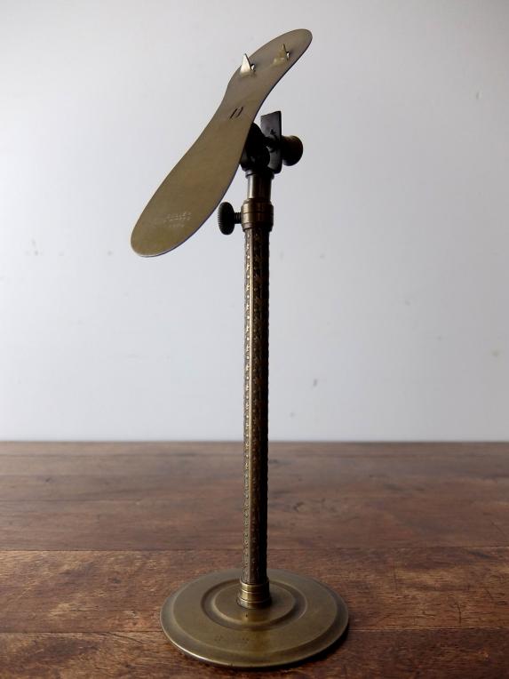 Shoe Stand (A1117)