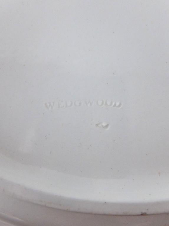 Wedgwood Relief Bowl (A1120)