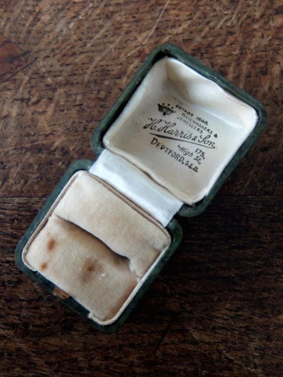 Antique Jewelry Box (E1221-01)