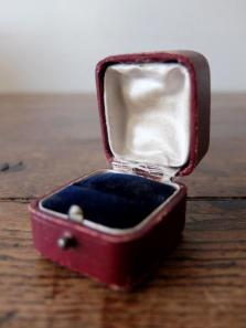 Antique Jewelry Box (B1222-05)