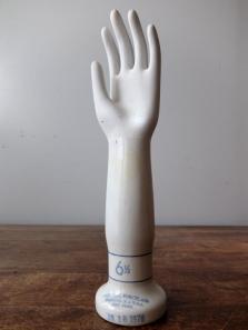 Porcelain Hand Mold (C1216)