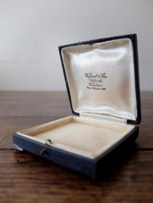 Antique Jewelry Box (B1121-03)