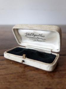 Antique Jewelry Box (B1223-08)