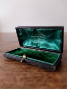 Antique Jewelry Box (K1222-02)