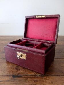 Antique Jewelry Case (A1223)