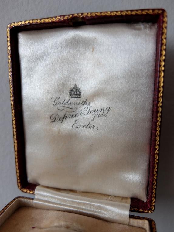 Antique Jewelry Box (F1221-06)